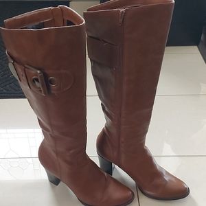 Fioni brown knee high boots - sz 10